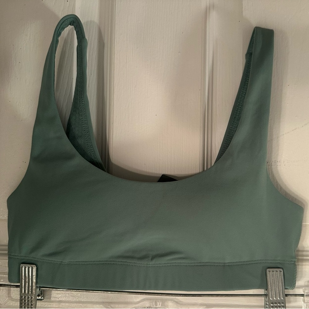 Vuori Daily Bra EUC